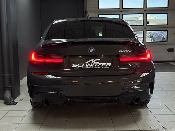 BMW 330e 6 of 22