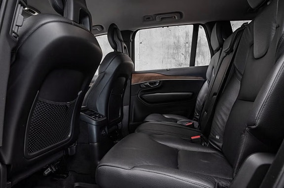 Volvo XC90 29 of 30