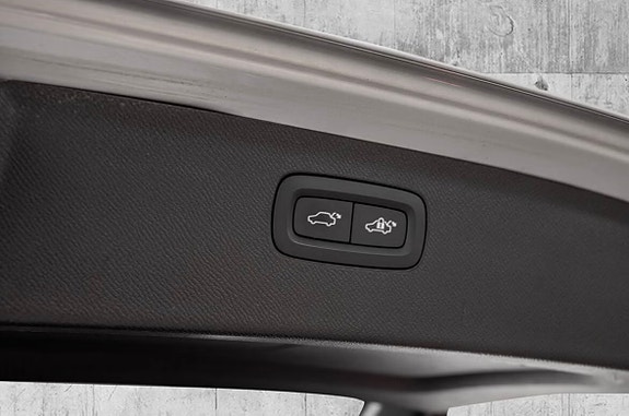Volvo XC90 27 of 30