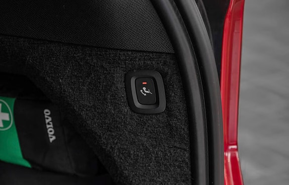 Volvo XC90 25 of 30