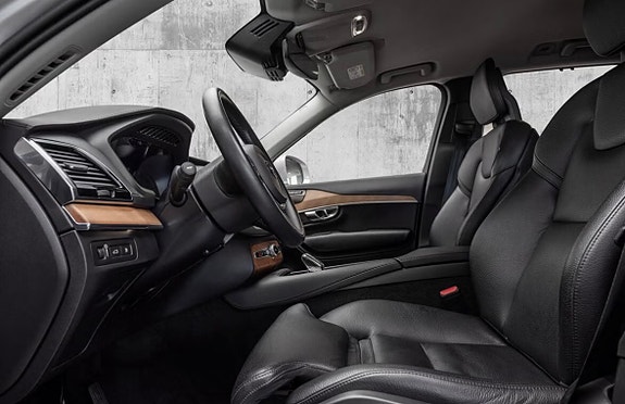 Volvo XC90 12 of 30