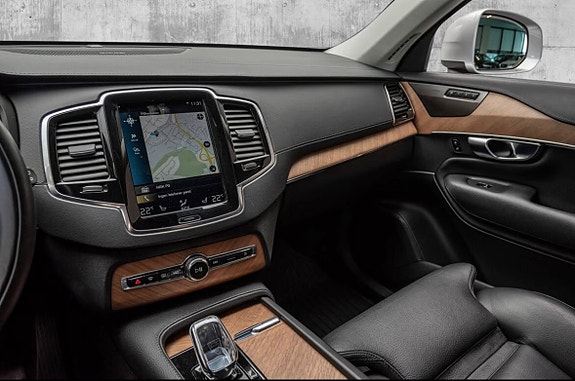 Volvo XC90 19 of 30