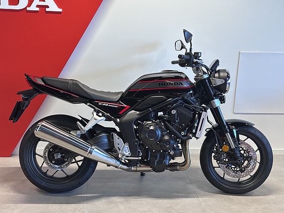 Honda CB1000 F - Nyhet! 2 of 11