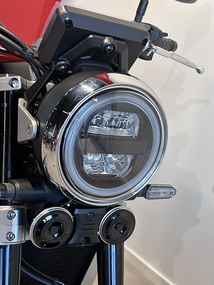 Honda CB1000 F - Nyhet! 5 of 11