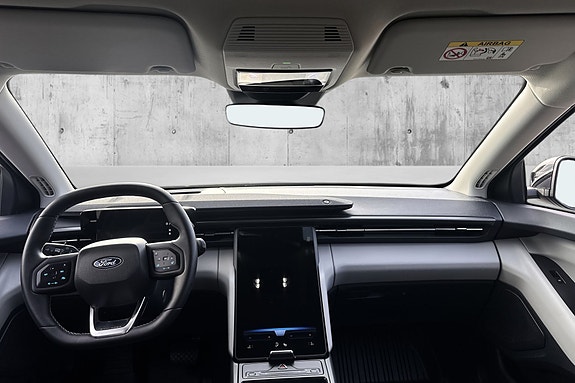 Ford Explorer 17 of 27