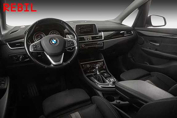 BMW 225xe 10 of 27