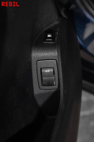BMW 225xe 23 of 27