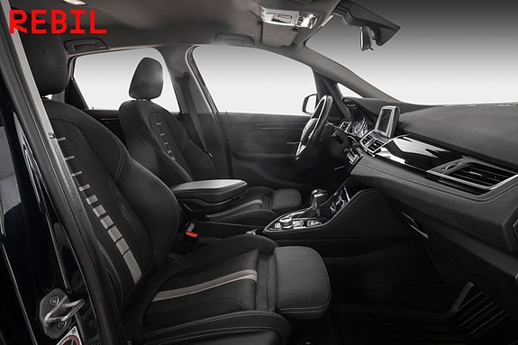 BMW 225xe 13 of 27