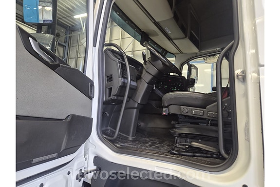 Volvo FH 13 of 23