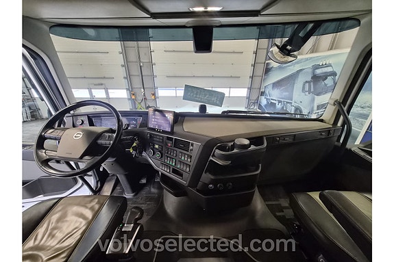 Volvo FH 15 of 23