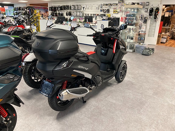Peugeot Metropolis 400 SW *Kan kjøres med Bil-førerkort* 4 of 22