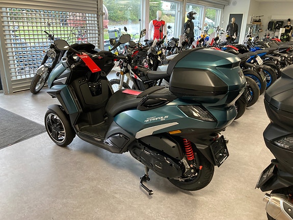 Peugeot Metropolis 400 SW *Kan kjøres med Bil-førerkort* 2 of 22