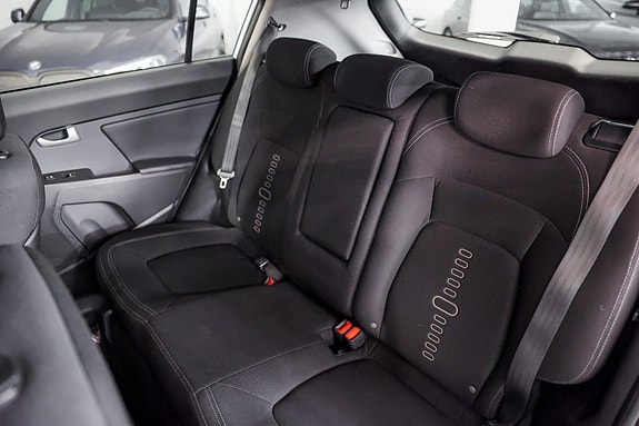 Kia Sportage 13 of 16