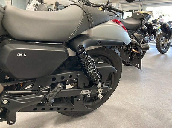 QJ Motor SRV 12 - 125ccm V-Twin 2-sylindre 5 of 20