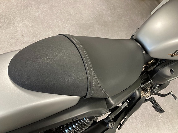 QJ Motor SRV 12 - 125ccm V-Twin 2-sylindre 13 of 20