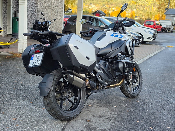 BMW R 1300 GS 8 of 30