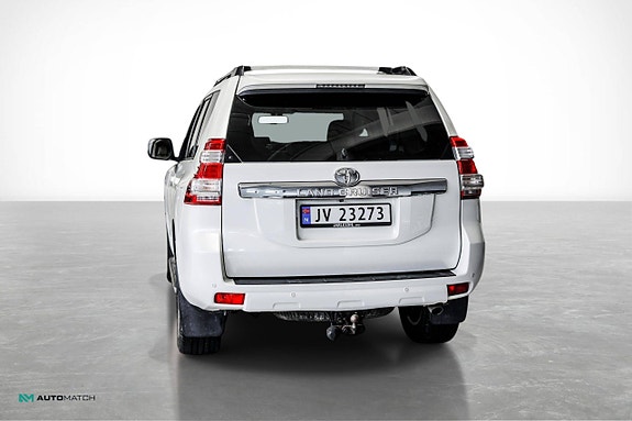 Toyota Land Cruiser 5 of 15