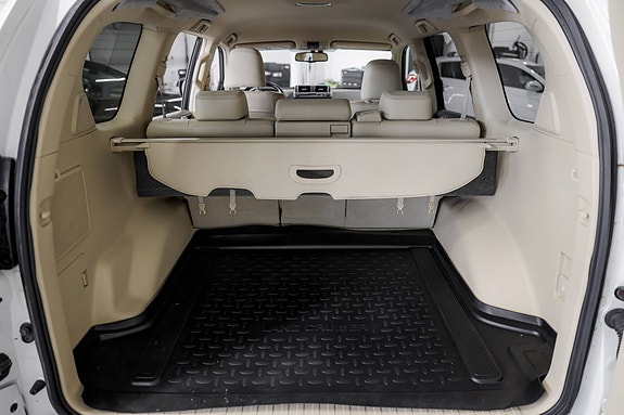 Toyota Land Cruiser 15 of 15