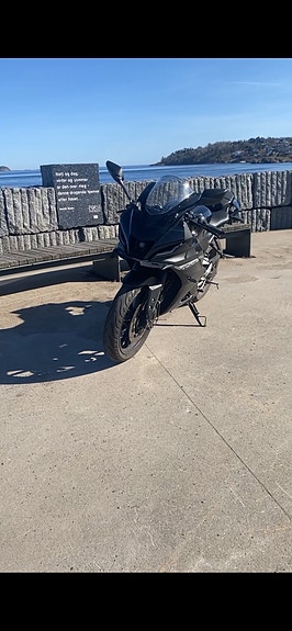 Yamaha YZF-R 125 14 of 15