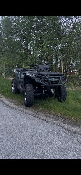 Can-Am Outlander Max Pro+ 570 T 2 of 7