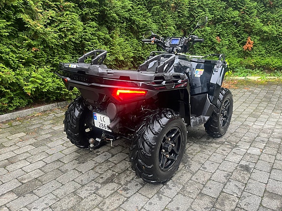 Polaris Sportsman 570 EPS 8 of 13