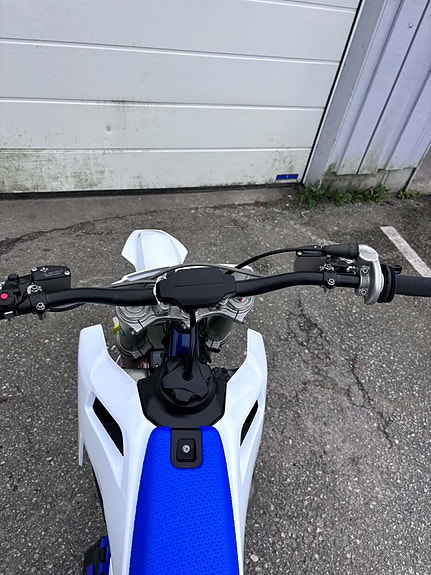 Husqvarna TC 85 2025 2 of 9