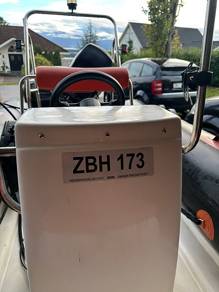 Smartrib 3,50 RIB – Mercury 10hk 4-takt + henger 5 of 27