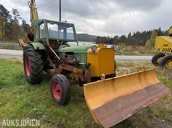 Deutz D 5505 traktorgraver - Hymas graveaggregat - 6125 timer - MVA fri 7 of 30