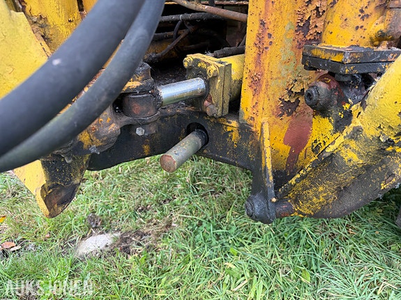 Deutz D 5505 traktorgraver - Hymas graveaggregat - 6125 timer - MVA fri 26 of 30