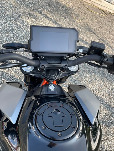 KTM 125 Duke 13 of 16