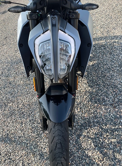 KTM 125 Duke 5 of 16