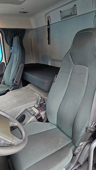 Volvo FE 6 of 12