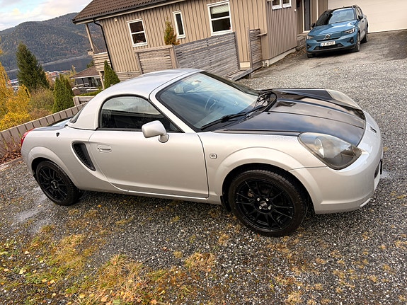 Toyota MR2 28 of 29
