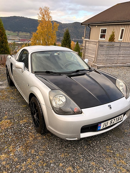 Toyota MR2 2 of 29
