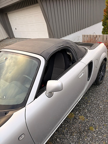 Toyota MR2 17 of 29