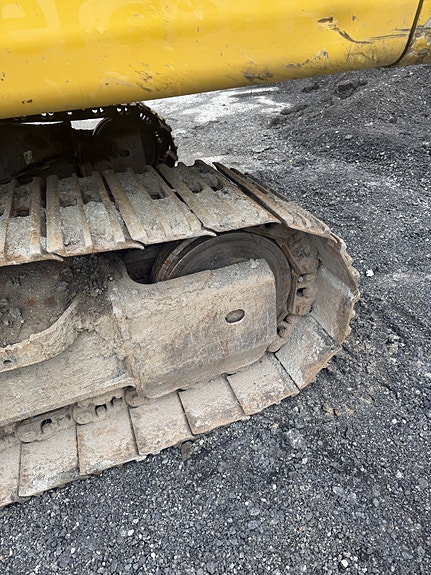 Komatsu PC210LC 5 of 16