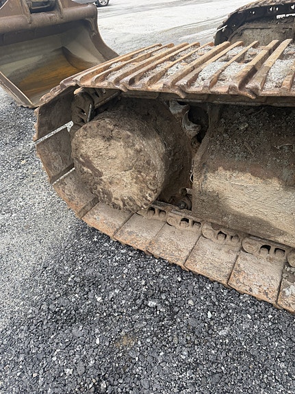 Komatsu PC210LC 6 of 16