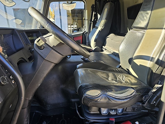 Volvo 540 FMX 6x4 tippbil med Alukasse 12 of 30