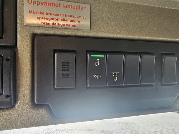 Volvo 540 FMX 6x4 tippbil med Alukasse 21 of 30