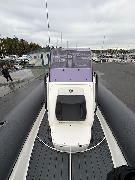Fullspekket Grand 680, VMax 150hk - kjøleskap, oppgradert anlegg, solseng ++ 26 of 30