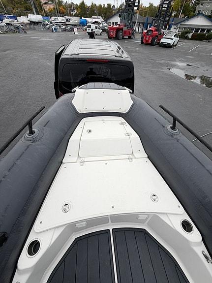 Fullspekket Grand 680, VMax 150hk - kjøleskap, oppgradert anlegg, solseng ++ 28 of 30