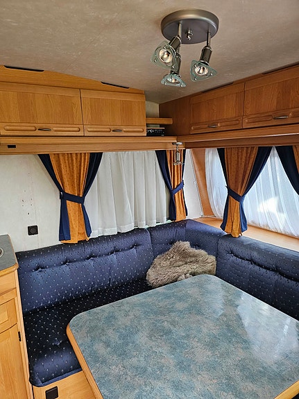Adria 502 up 7 of 15