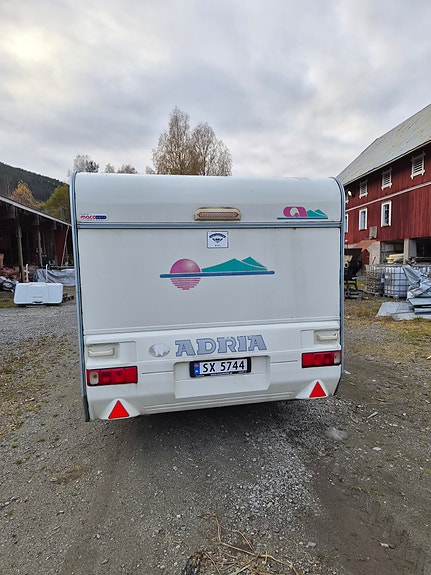 Adria 502 up 3 of 15