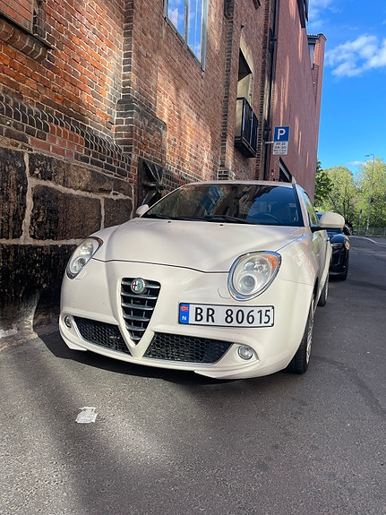 Alfa Romeo MiTo 4 of 22