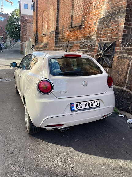 Alfa Romeo MiTo 5 of 22