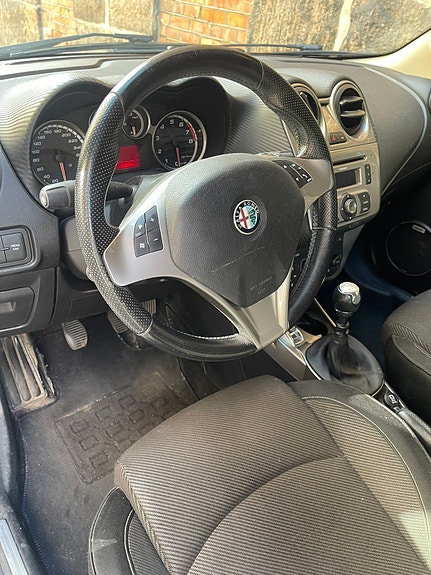 Alfa Romeo MiTo 12 of 22