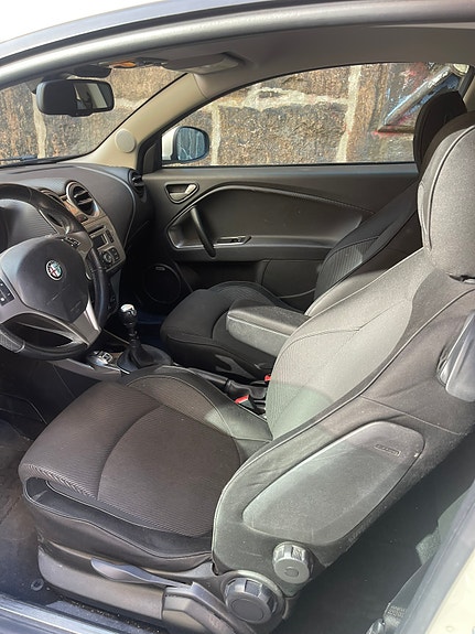 Alfa Romeo MiTo 13 of 22