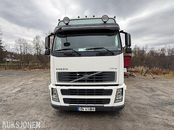 Volvo 6X4 VIN 2 of 30