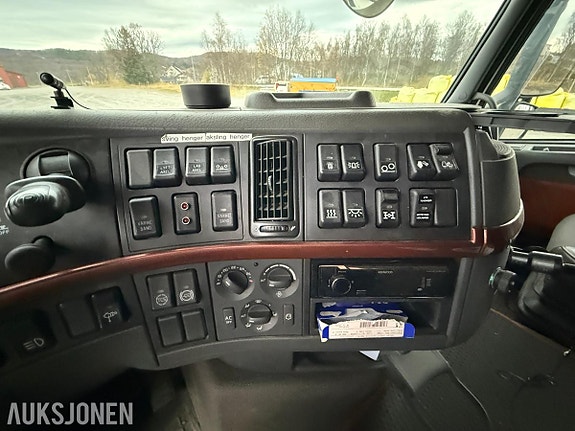 Volvo 6X4 VIN 28 of 30