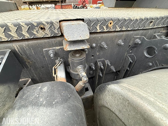 Volvo 6X4 VIN 20 of 30